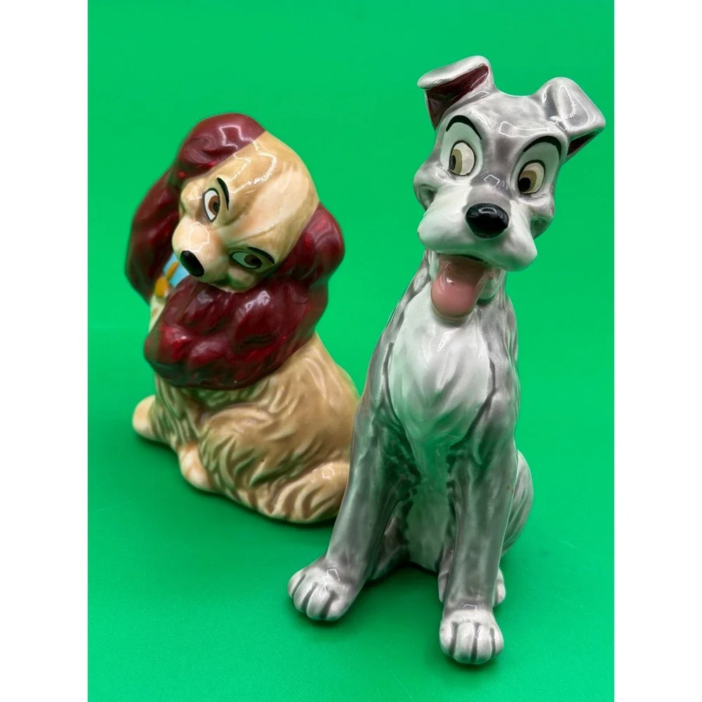 NE Disney Lady and the Tramp Ceramic Salt and Pepper Shaker Set VTG!